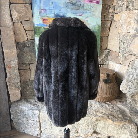 Vintage Tissavel Faux Fur Coat | M–L | Plush Statement Winter Coat - Picture 3 of 7